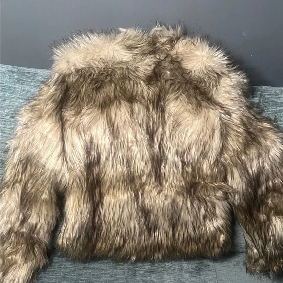 Ci Sono Cream and Brown Faux Fur Jacket - Picture 7 of 9